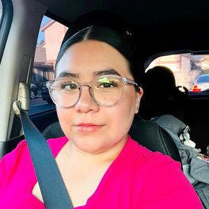 Meet your Posher, Daniela